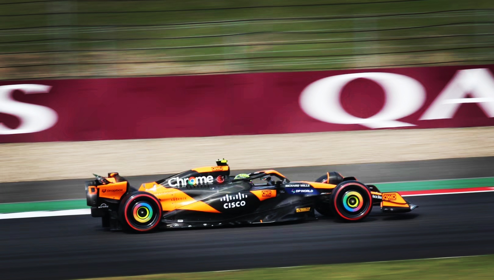 冷静与激情交织！赛车完美收官