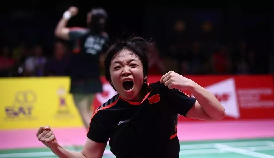 中国队轻取日本队，辛杜刷新纪录