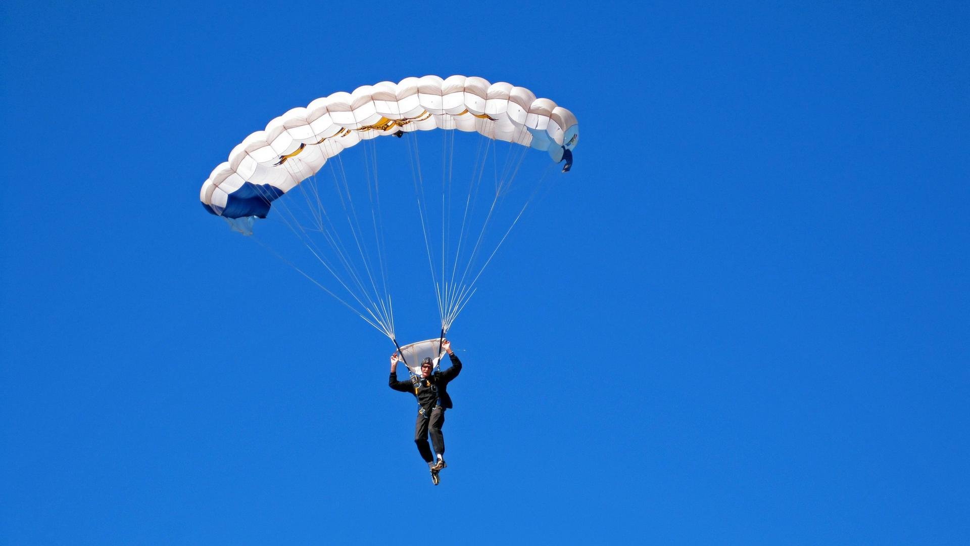 救赎者范弗利特，盐湖城冻土中淬炼的火种