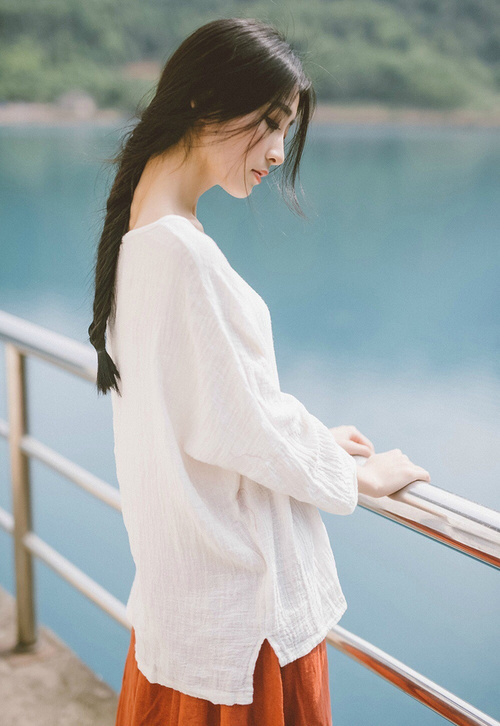 当精密齿轮咬合狂野探戈，格纳布里以一己之律，为里昂谱写智利挽歌