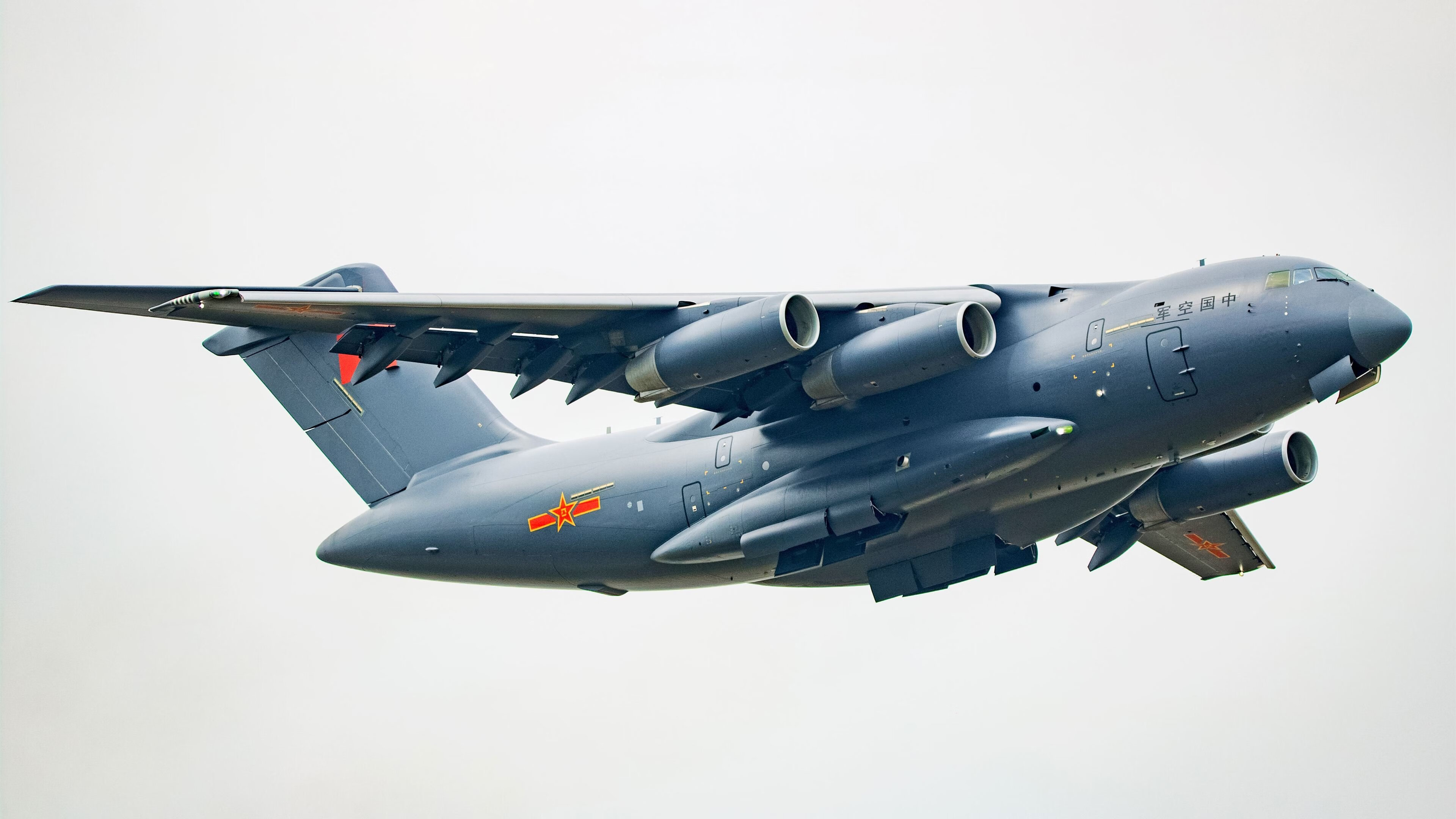 鹰击长空，蛰伏无声，当全面压制遇上稳定输出