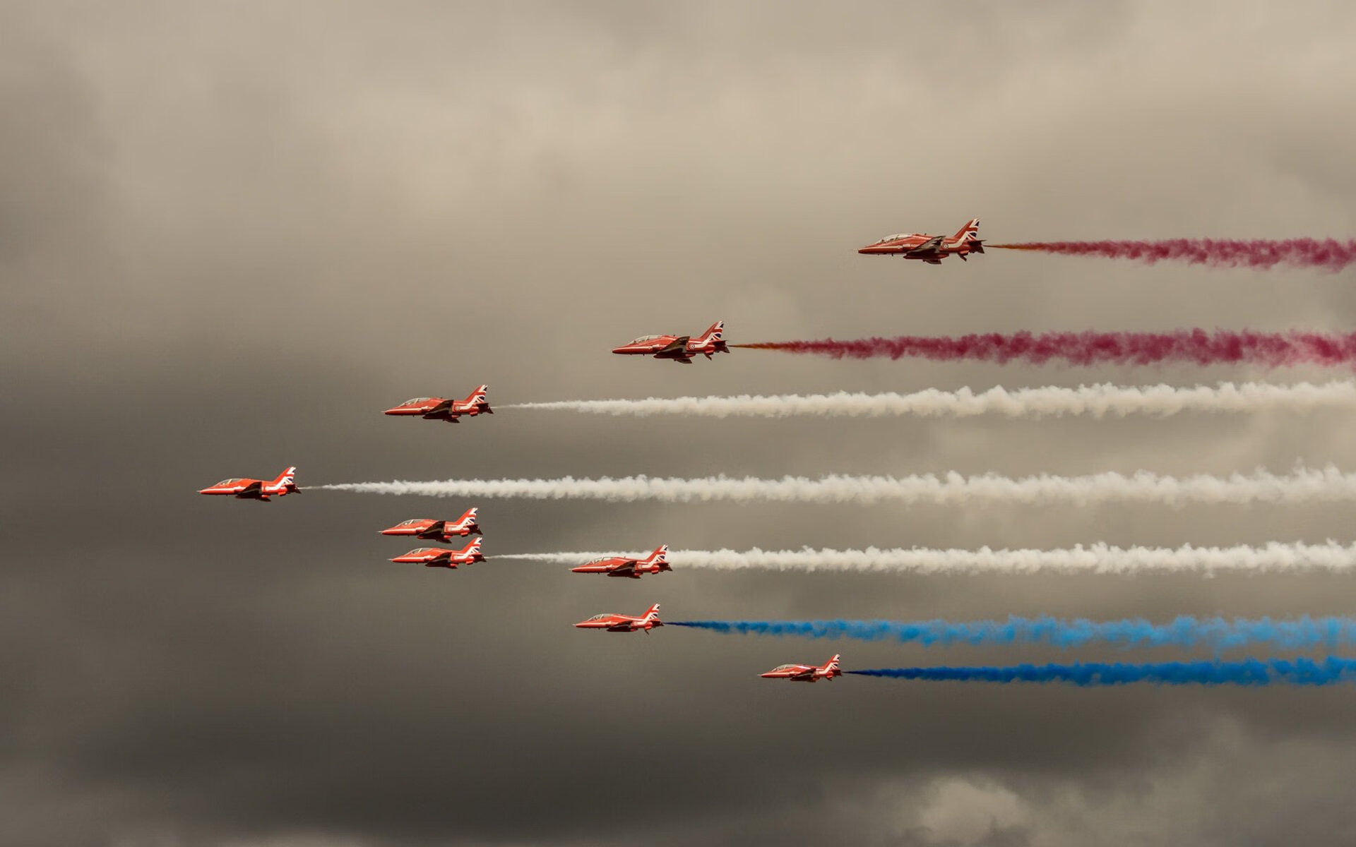 欧洲杯最大悬念,看似无敌的荷兰队,为何被拉齐奥逆袭?蒂亚戈才是真正的荷兰杀手