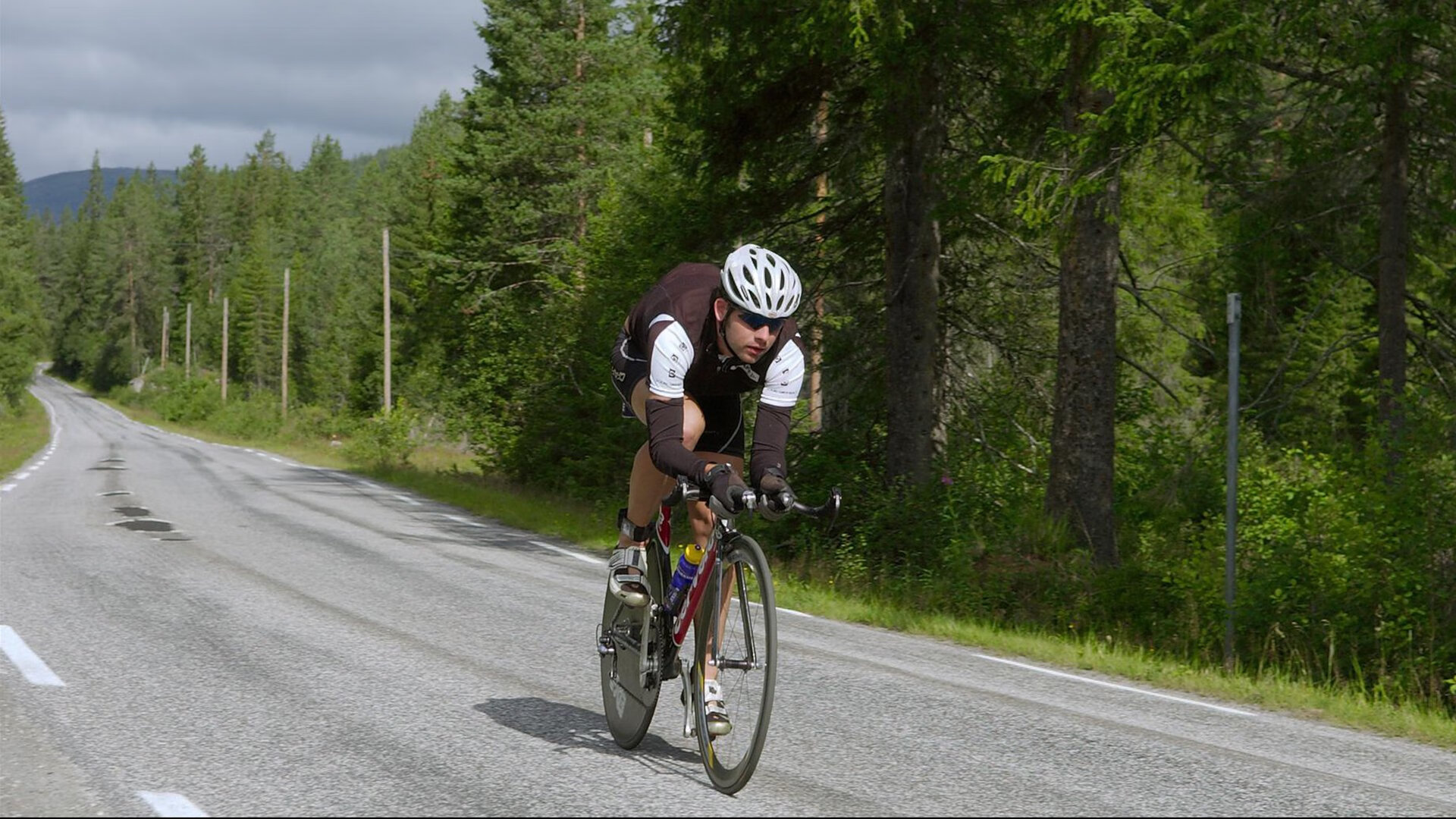 天空为幕布，东契奇为笔，这场欧冠半决赛之夜，只属于一个名字