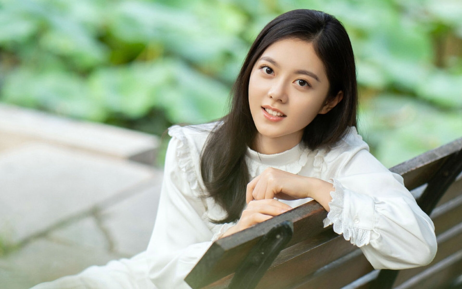 暗流时速，当伦纳德在引擎轰鸣中画出三分弧线